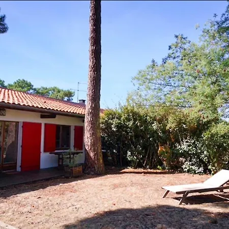 La Maison Des Pins Les Abatilles Holiday home