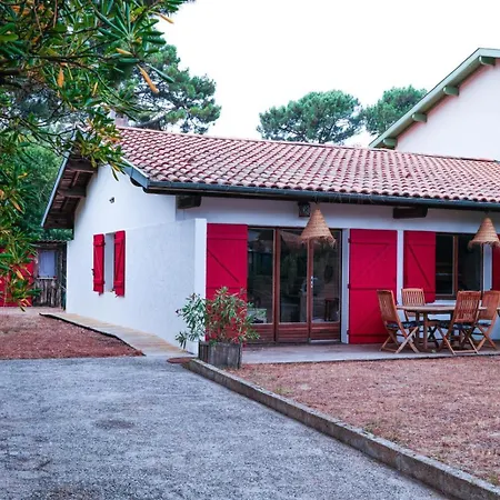 Prázdninový dům La Maison Des Pins Les Abatilles